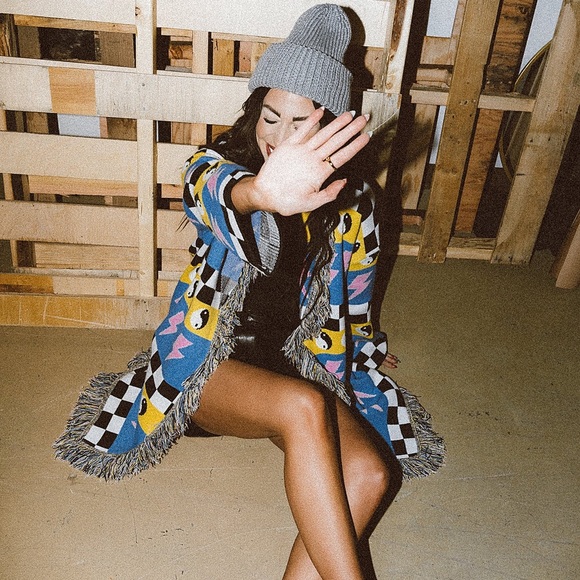 S/M fringe cardigan Dressed in Lala - Picture 3 of 9